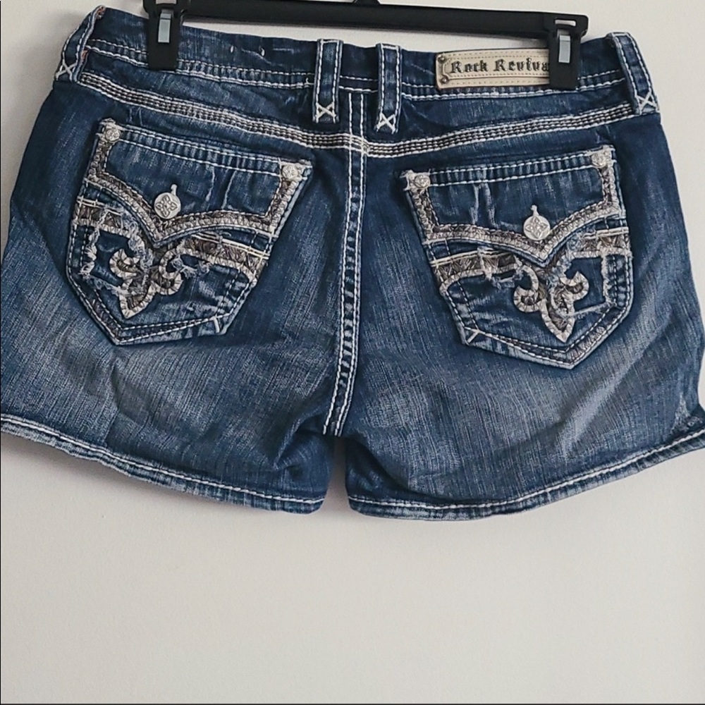Rock Revival shorts size 32